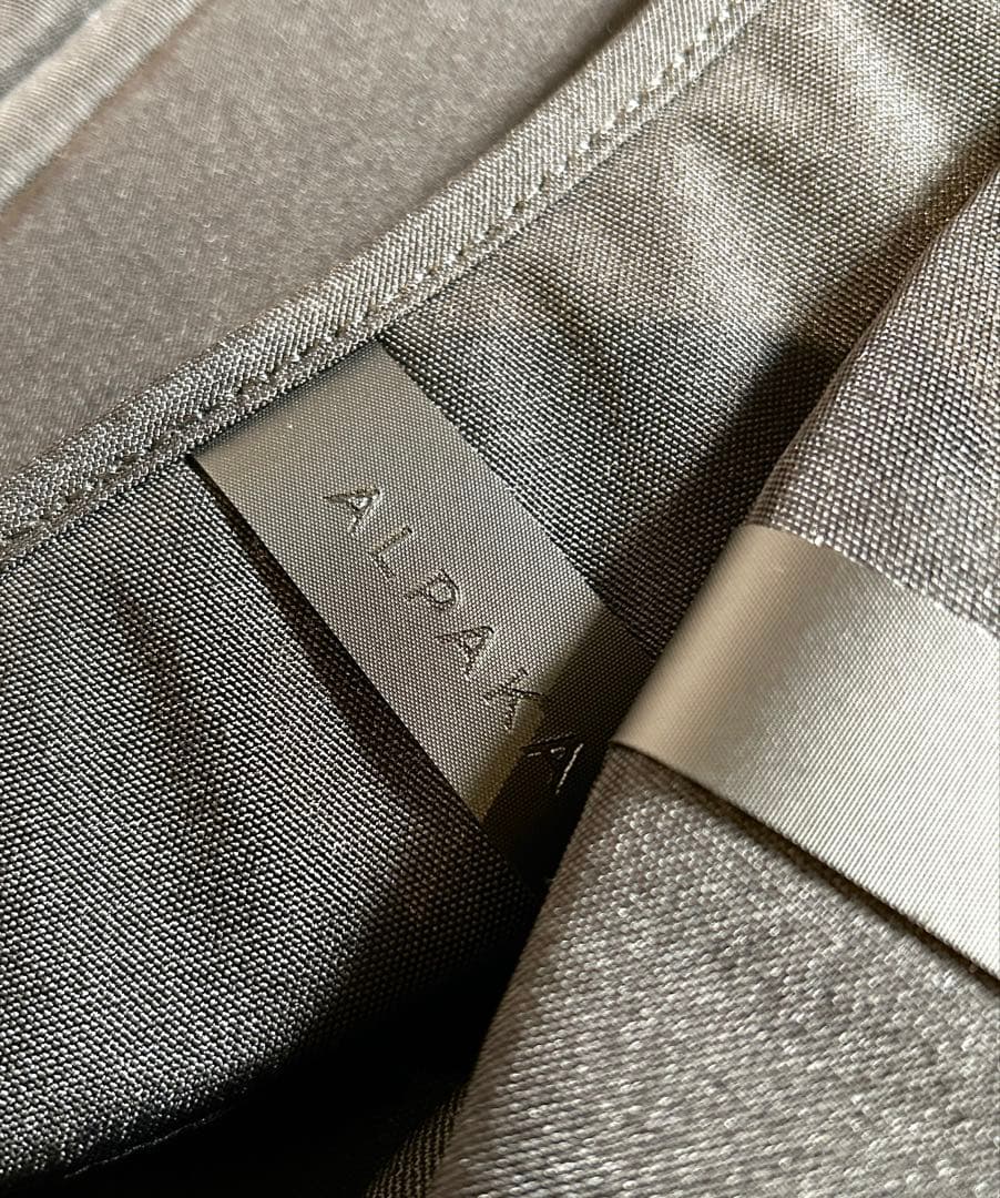 ほぼ新品✨アルパカ メトロバックパック 12ℓ✨おしゃれな最小軽量リュック