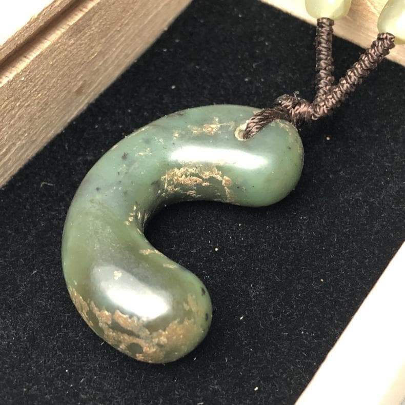 玉製・勾玉・土偶・石器 ペンダント　共箱