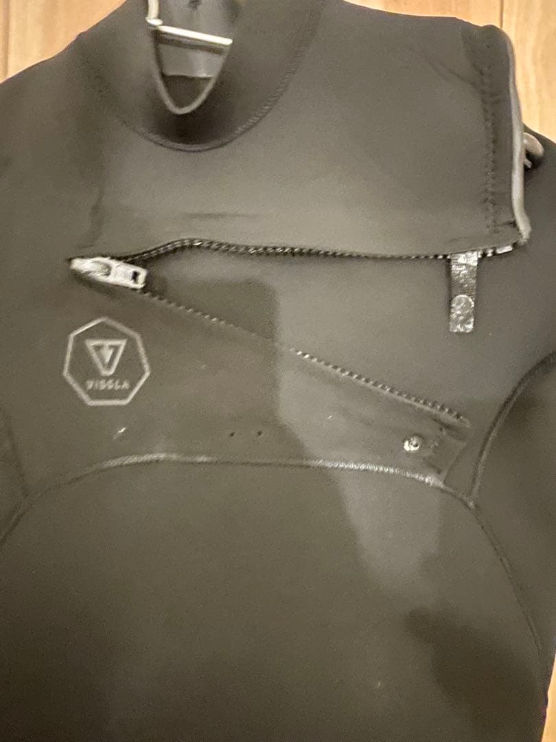 ウェットスーツ　ブラックフルスーツ VISSLA