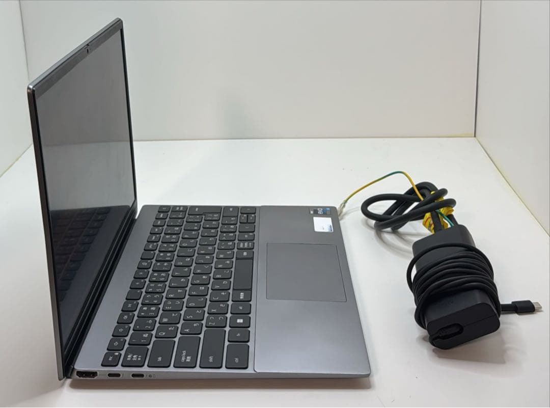 Windowsノート本体 Dell Vostro 5320