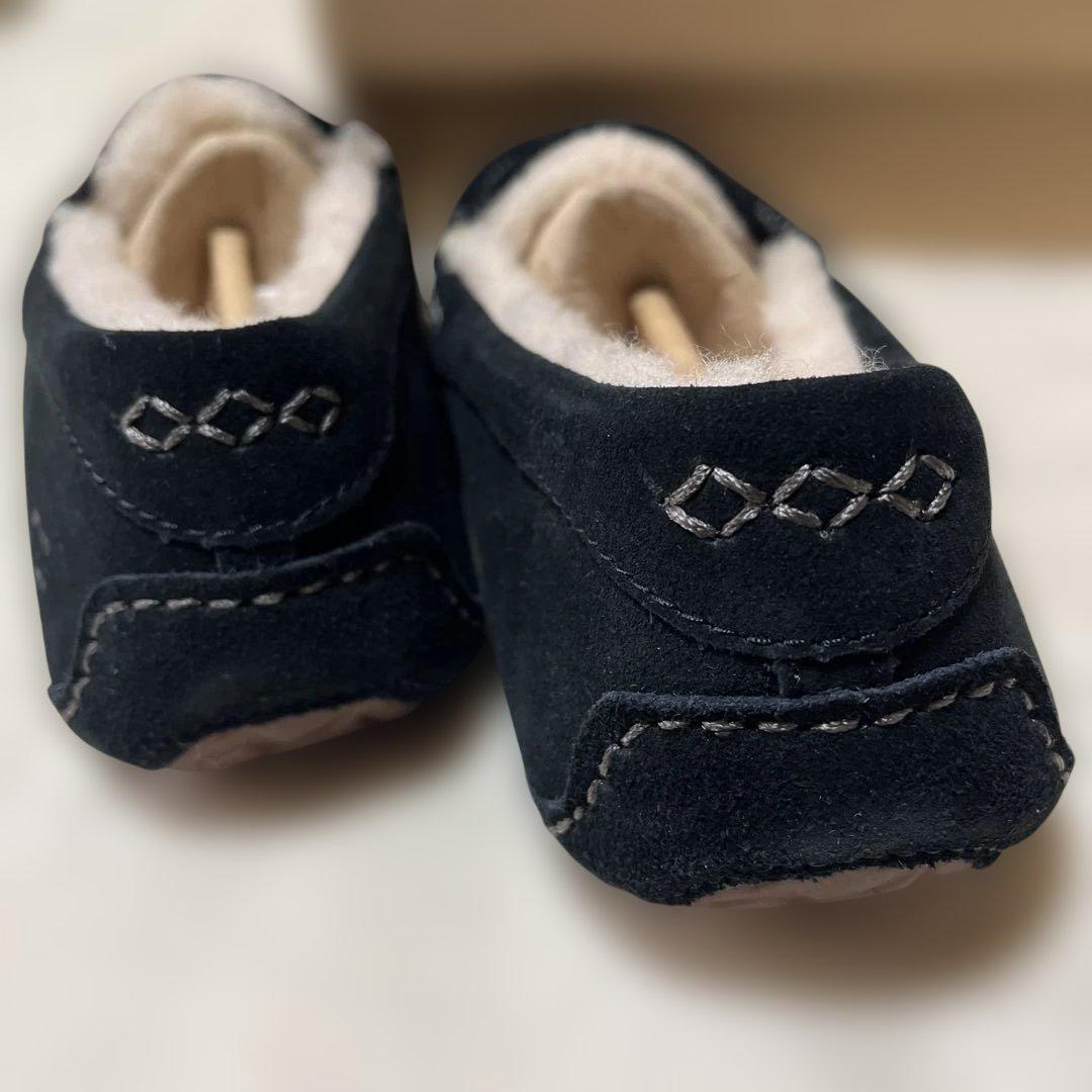 UGG ウォータープルーフ品番1106878 サイズ8