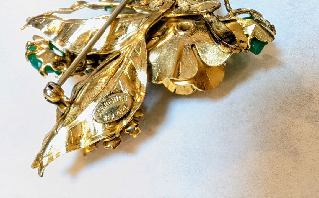 No.0334 シュライナー　 ピンク＆アクアブルー　ブローチ