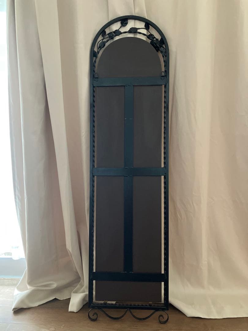 アイアン　姿見　鏡　壁掛　アーチ型　花装飾