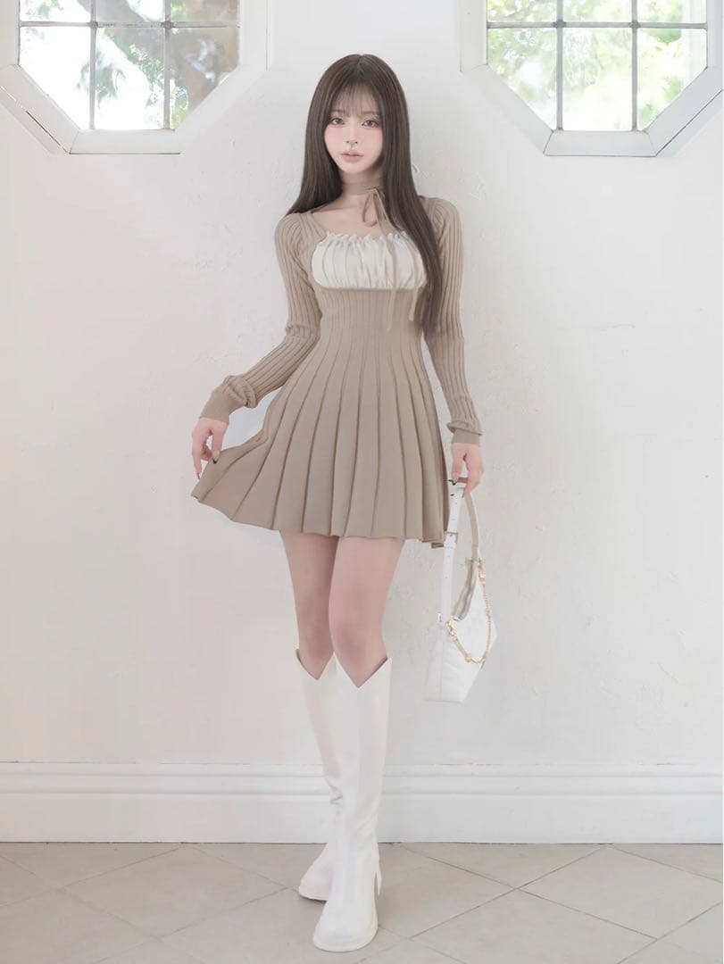 ネックリボンデザインフレアニットミニワンピース