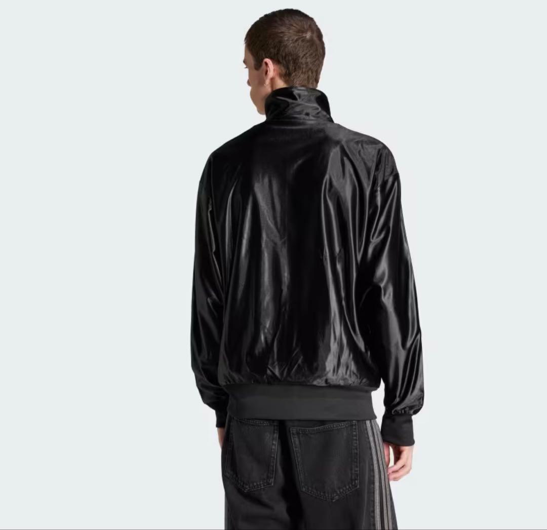 adidas ファイヤーバード　メタリックトラックトップ