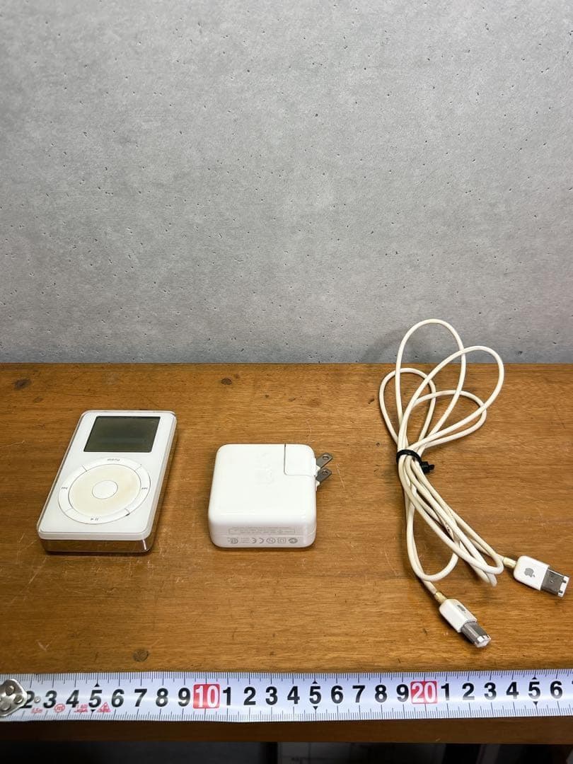 Apple 初代 iPod 2002年製 希少品