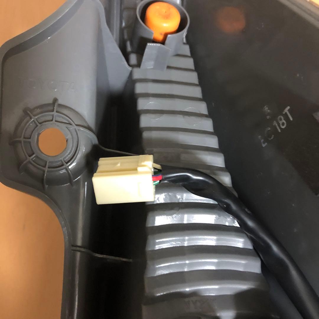 アクア　テールランプ　NHP10 純正