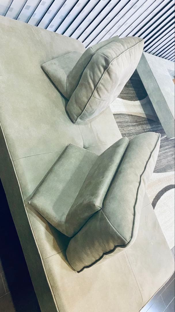 関家具　背クッション　2個