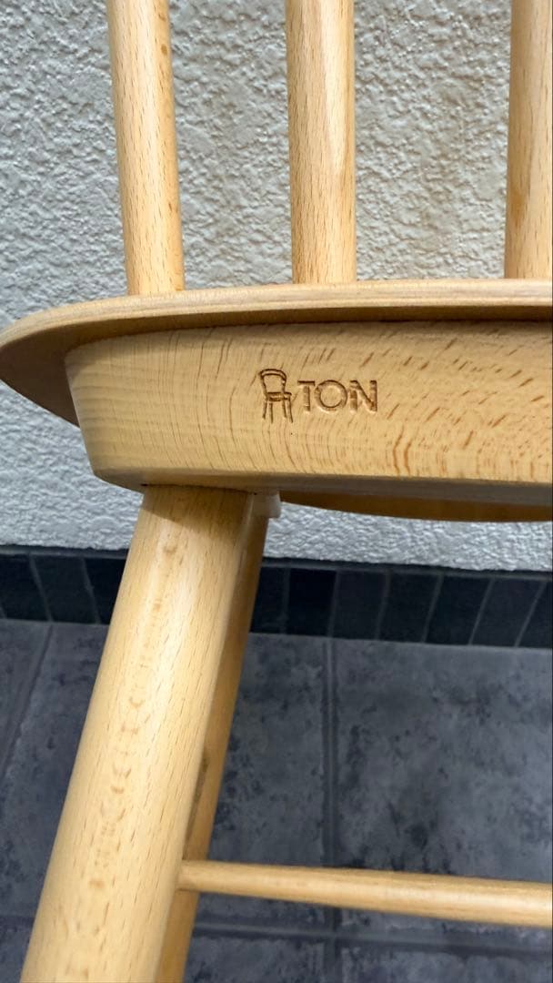 TON Ironica ダイニングチェア ウィンザーチェア 名作家具