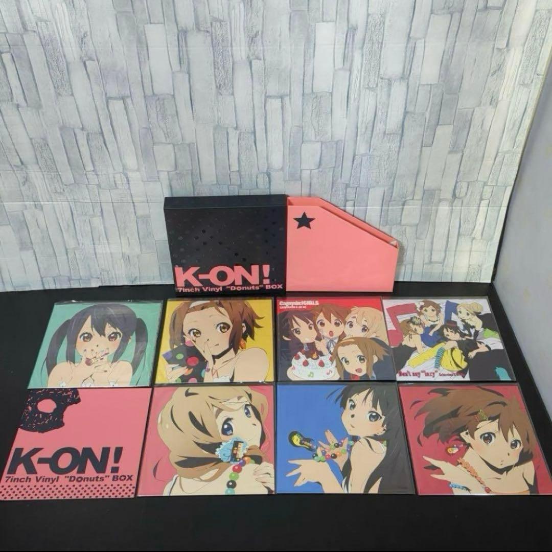 その他 K-ON! 7inch Vinyl \"Donuts\" BOX