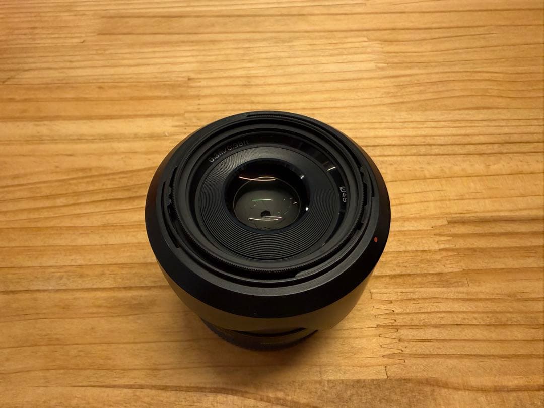 SONY E35mm F1.8 OSS レンズ