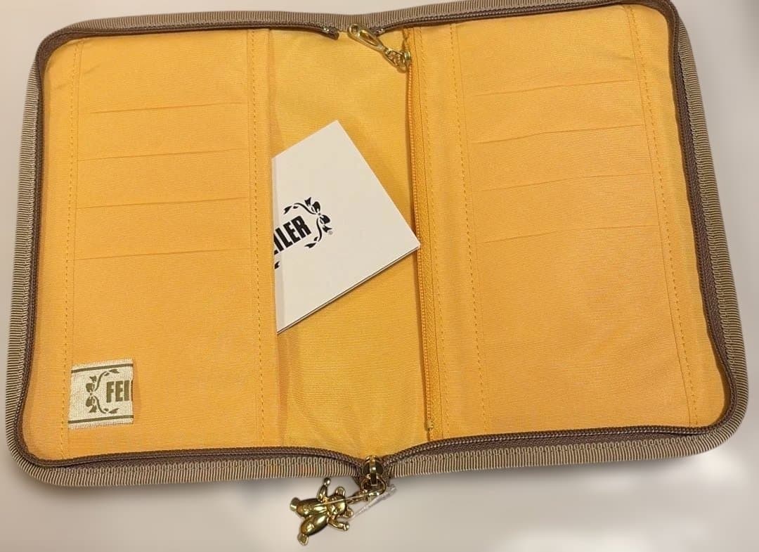 新品　フェイラー ハイジチェック ベージュ マルチケース