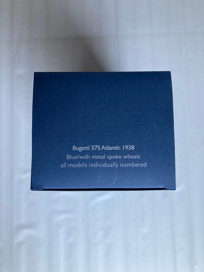AUTOart 1/18 ブガッティ タイプ ダイキャストモデル