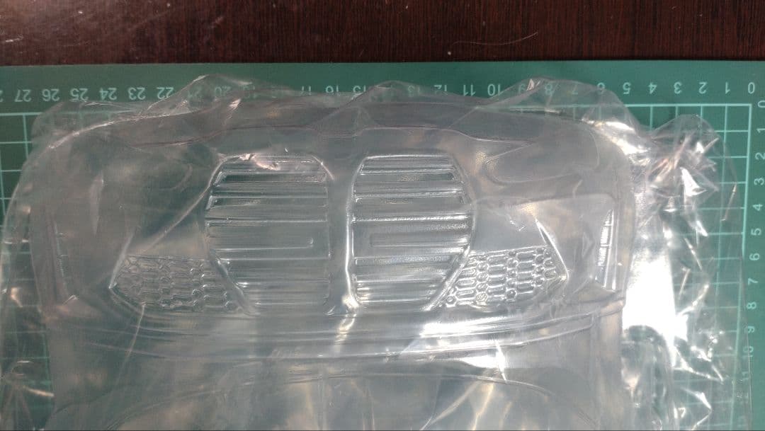 新品 無塗装 BMW M4 G82 APLASTICS ラジドリ ボディ