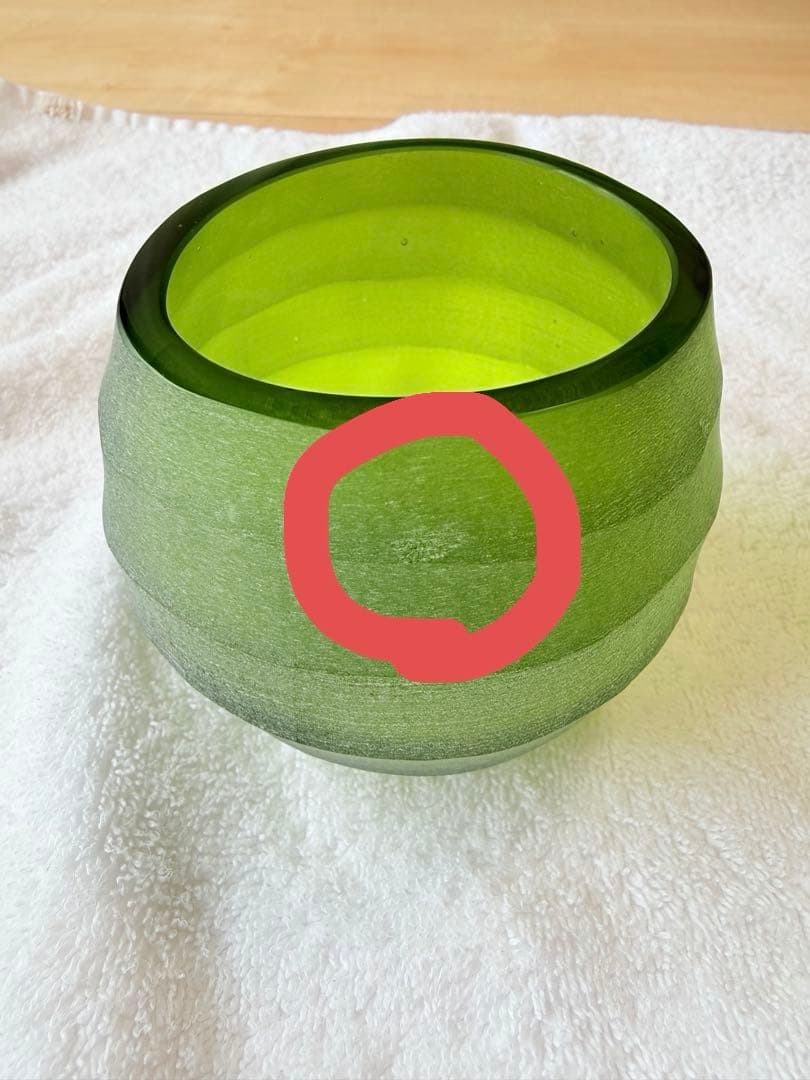 花瓶・フラワースタンド GUAXS Belly Tealight olive green