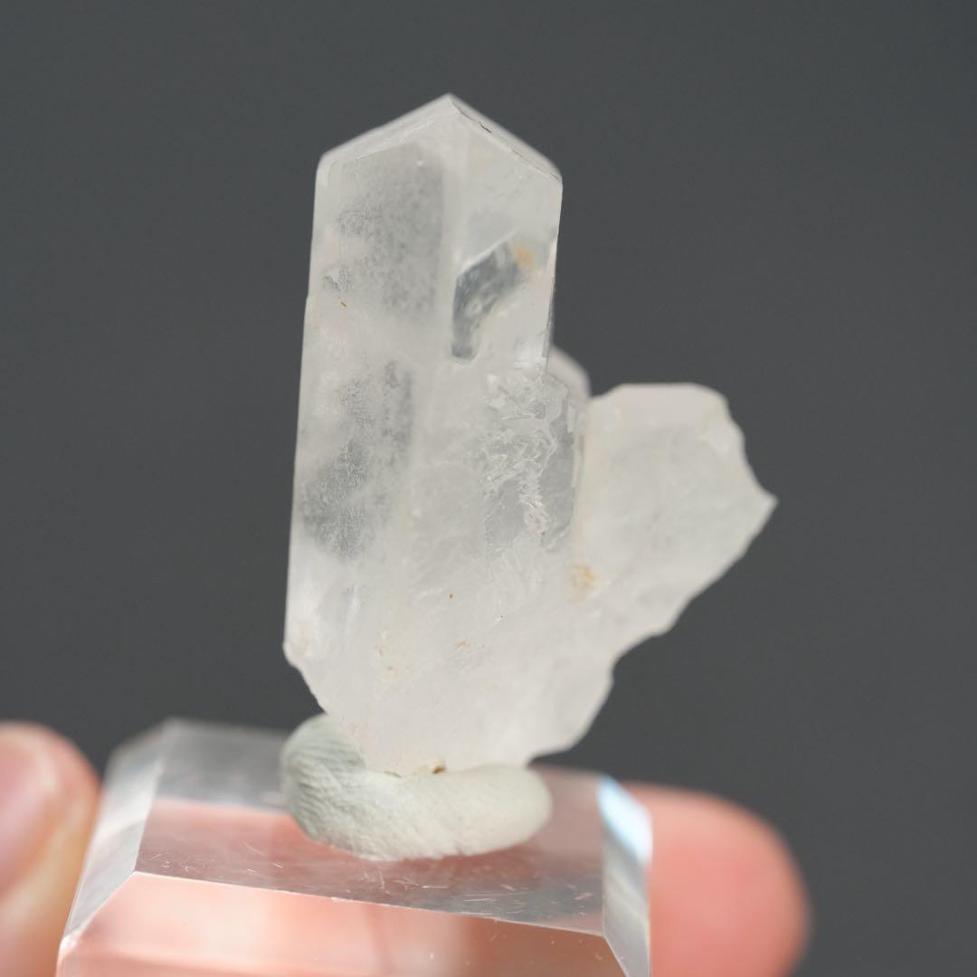 【ハーフクローズド型】Gwindel グインデルクォーツ 37×33×24mm