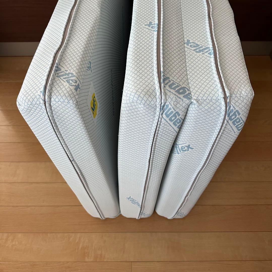 マニフレックス　DDウィング 三つ折り高反発マットレス シングル