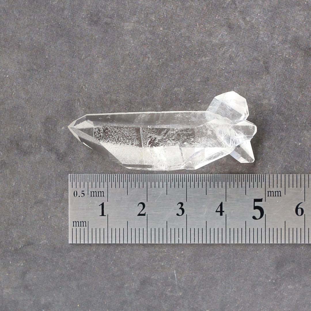 ダブルポイント ヴィジョンクォーツ 水晶 天然石 希少 鉱物 両剣水晶