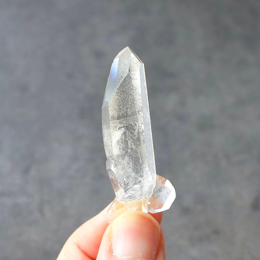 ダブルポイント ヴィジョンクォーツ 水晶 天然石 希少 鉱物 両剣水晶