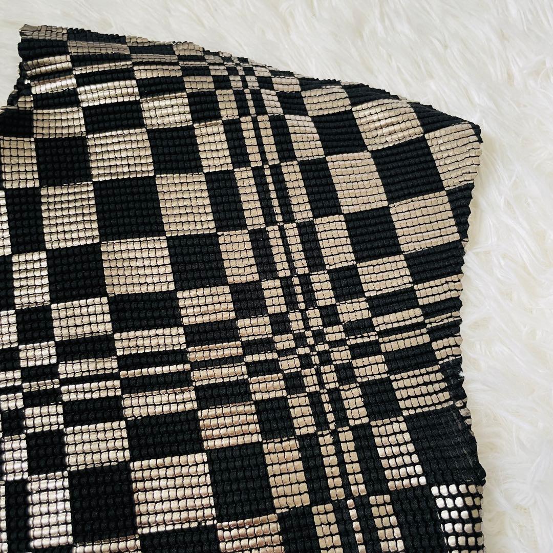 【美品】ミー/イッセイミヤケ 半袖カットソー サイズ― - 黒×シルバー