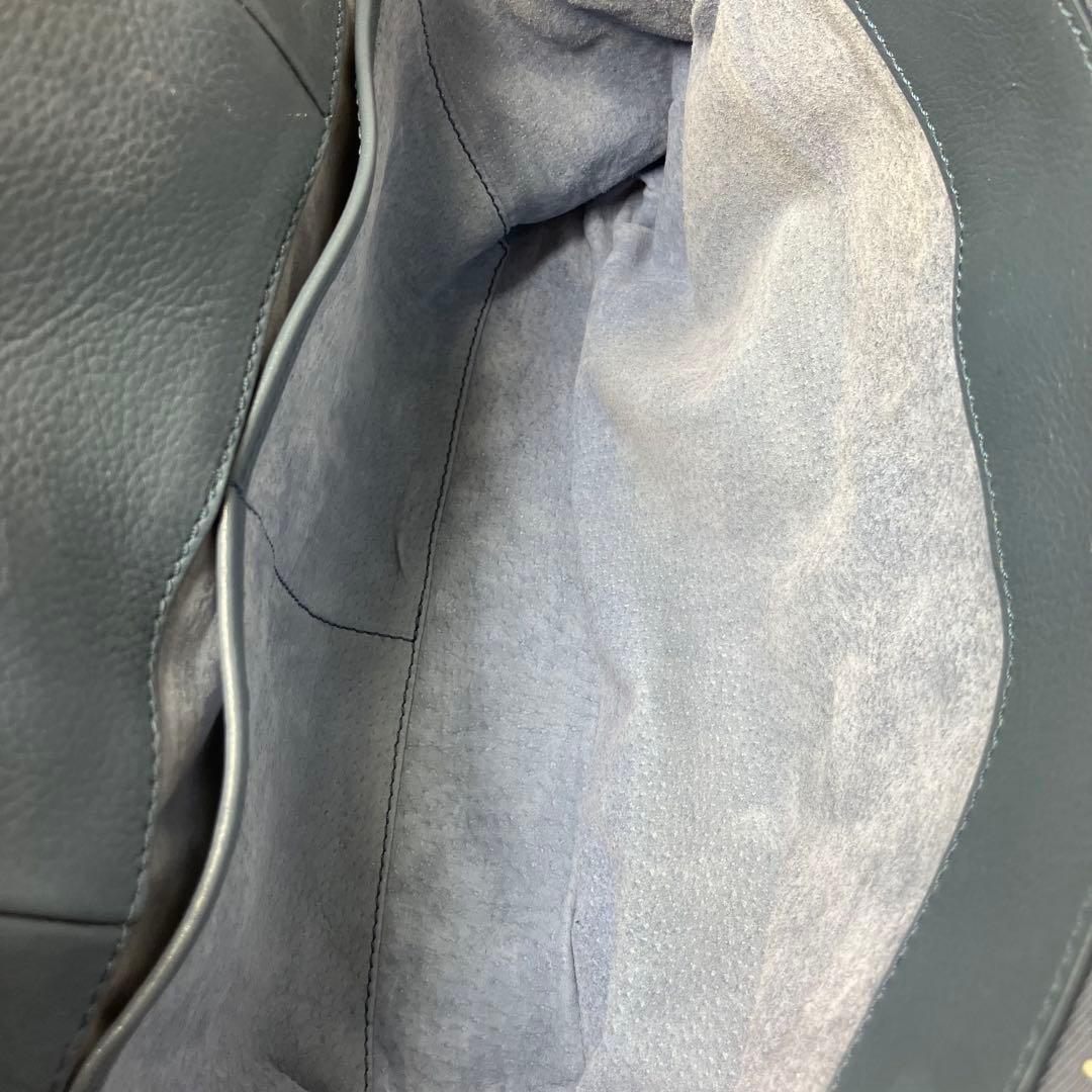 美品✨現行 近年モデル ヒロフ ランポ シボ革 ロゴ刻印 ３室 ハンドバッグ