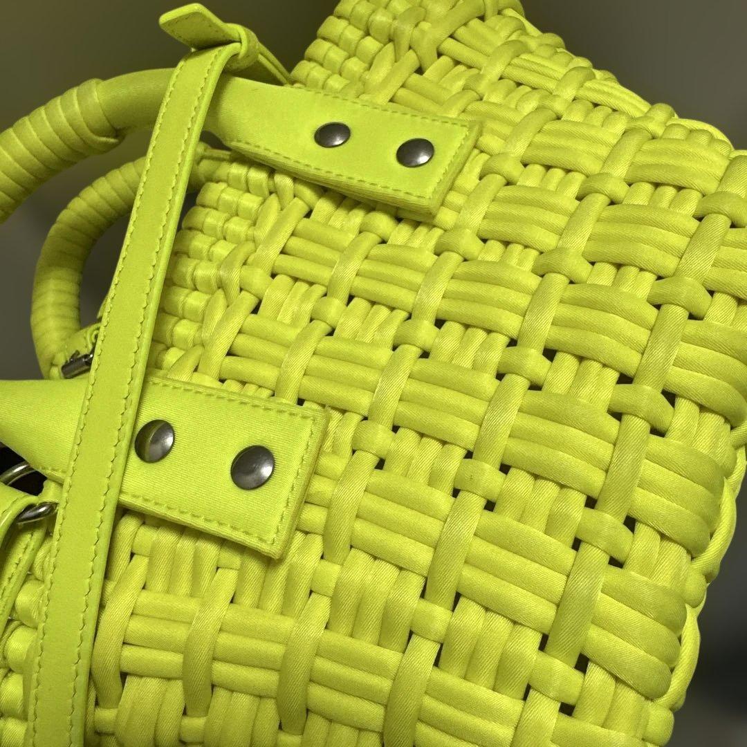 バレンシアガ　ビストロ　イエロー