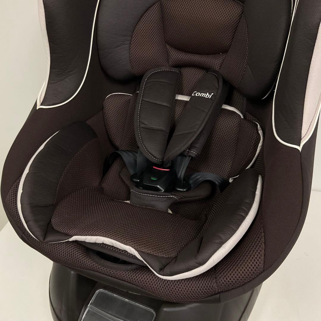美品！コンビ 新生児対応 チャイルドシート ネルーム Lite EF ブラウン