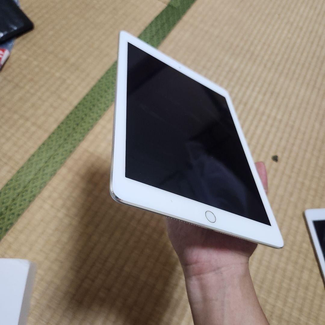 Apple iPad 第7世代32GBバッテリー容量96% SIMフリー