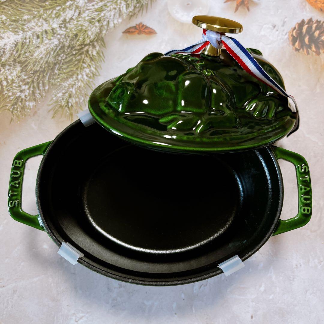 ♡ STAUB ピギーココット オーバル 17cm バジルグリーン　ストウブ