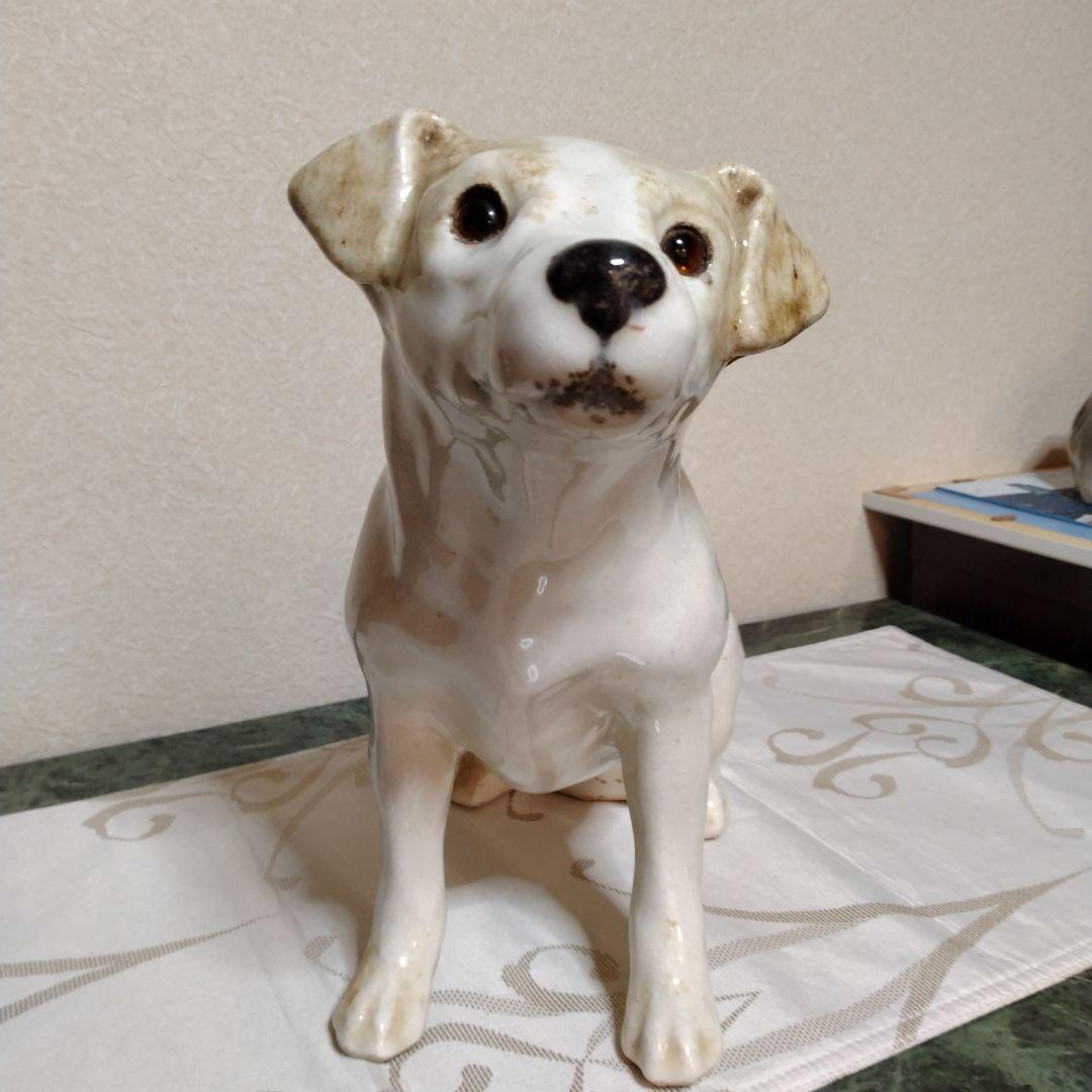 ウィンスタンレイの犬の置物