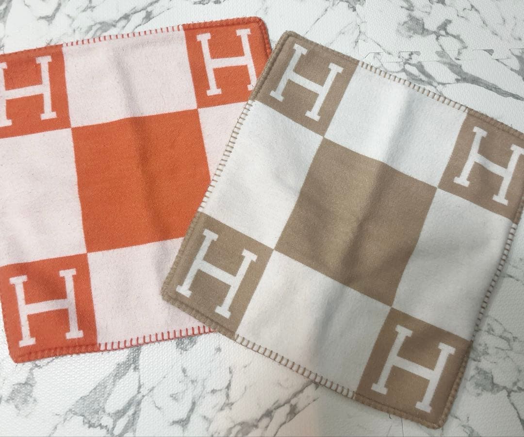 Hロゴ　クッションカバー　2枚セット　オレンジ　ベージュ　韓国　エルメス