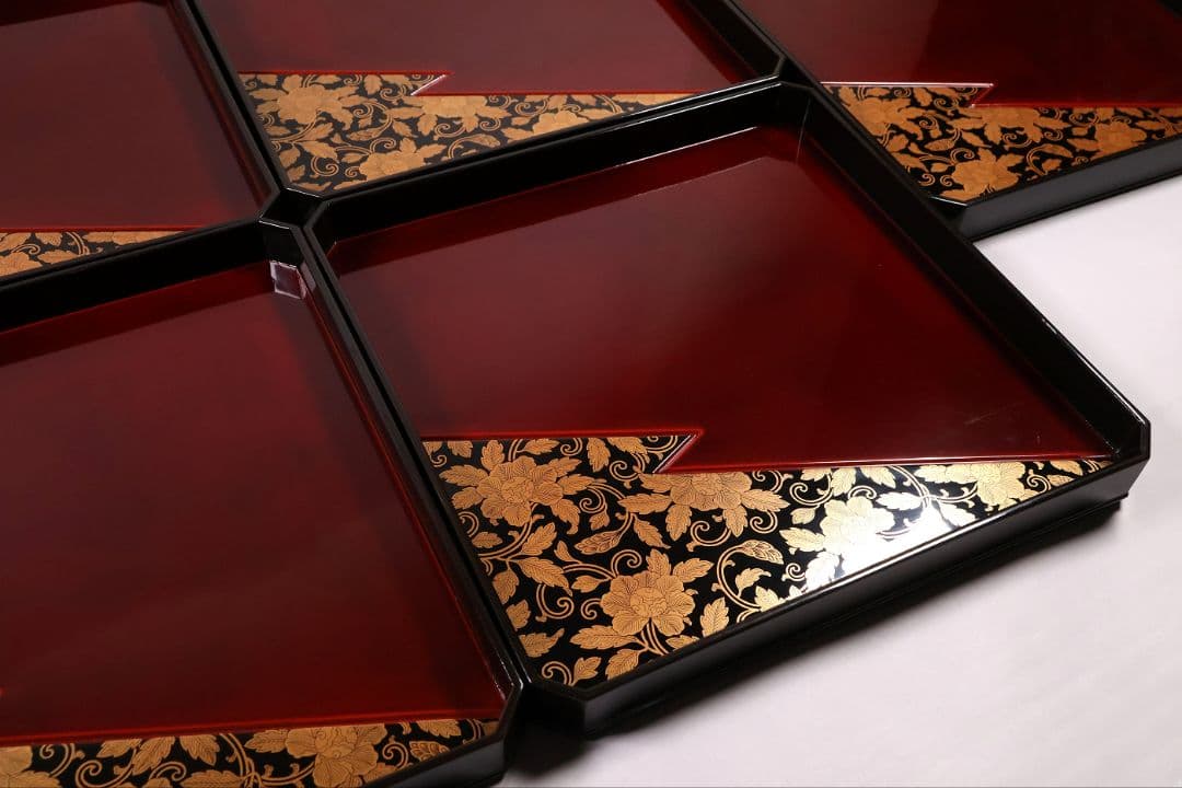 【CM371】加賀描金師 仙石可峰作 花唐草 隅切四方膳 五客 木製 折敷