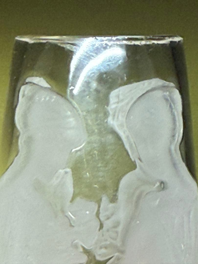 ラリック　ガラス花瓶　一輪挿し？　LALIQUE