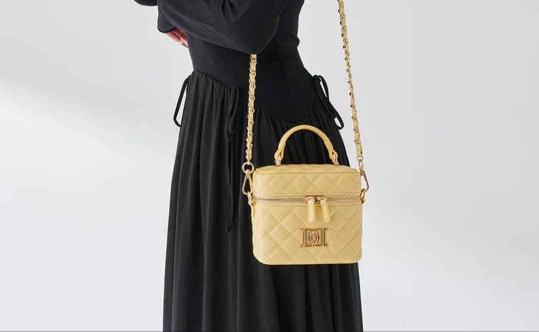 【ゴールドパーツ】キルティングスクエアミニバッグ YEL