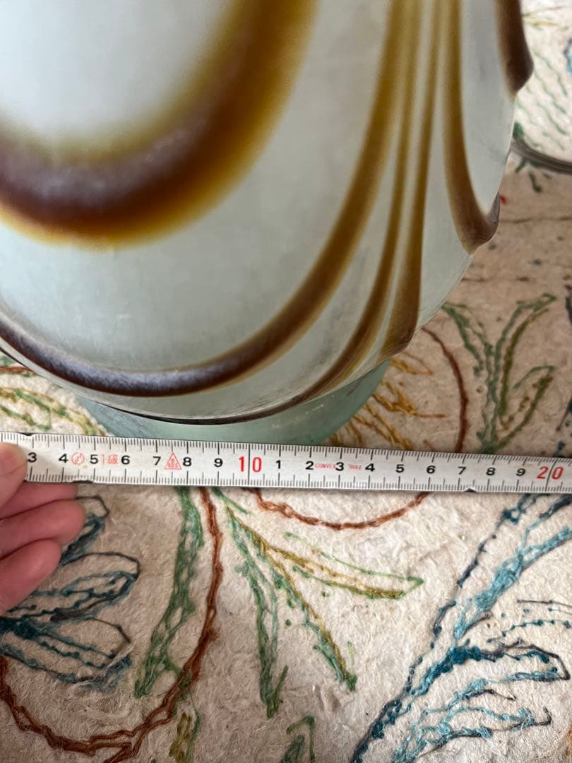 ガラス花瓶　ヴィンテージ 背の高い花瓶