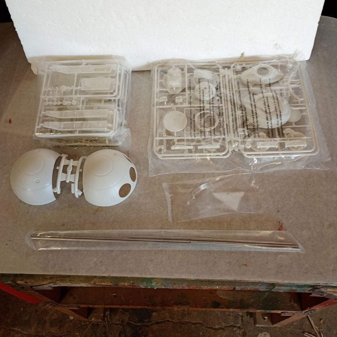 2001年 宇宙の旅　1/144 ディスカバリーXD-1　プラモデル