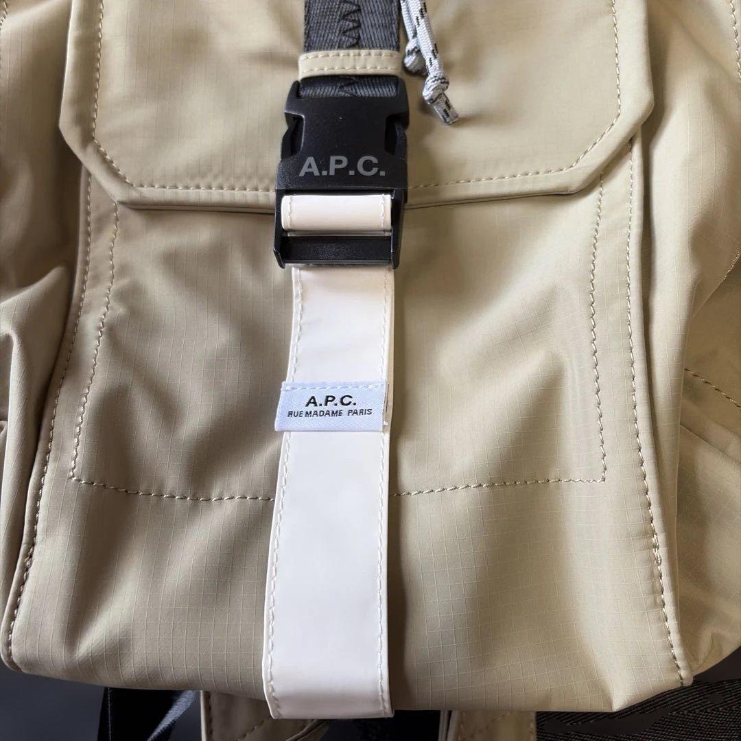 あ*ん様 A.P.C. (H62220 PAAGE) Trek バックパックッグ