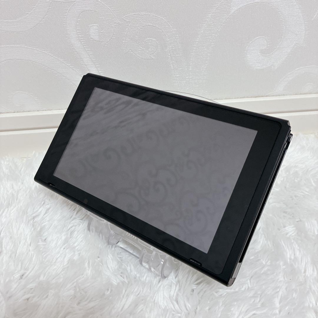 【液晶美品】Nintendo Switch 初期型 2018年製　画面傷なし