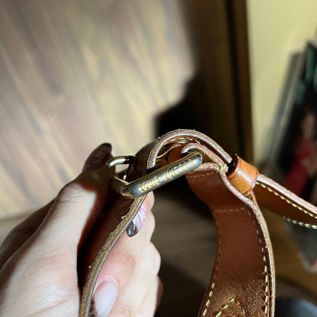 LOUIS VUITTON 「THAMES」ショルダーバッグ モノグラム