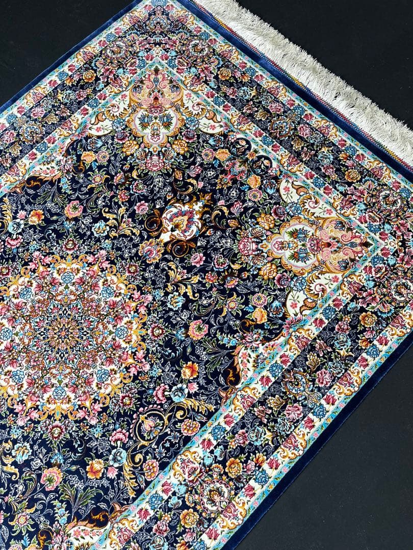 最高級 ペルシャ絨毯シルク イラン クム産 約225万ノット102×153cm