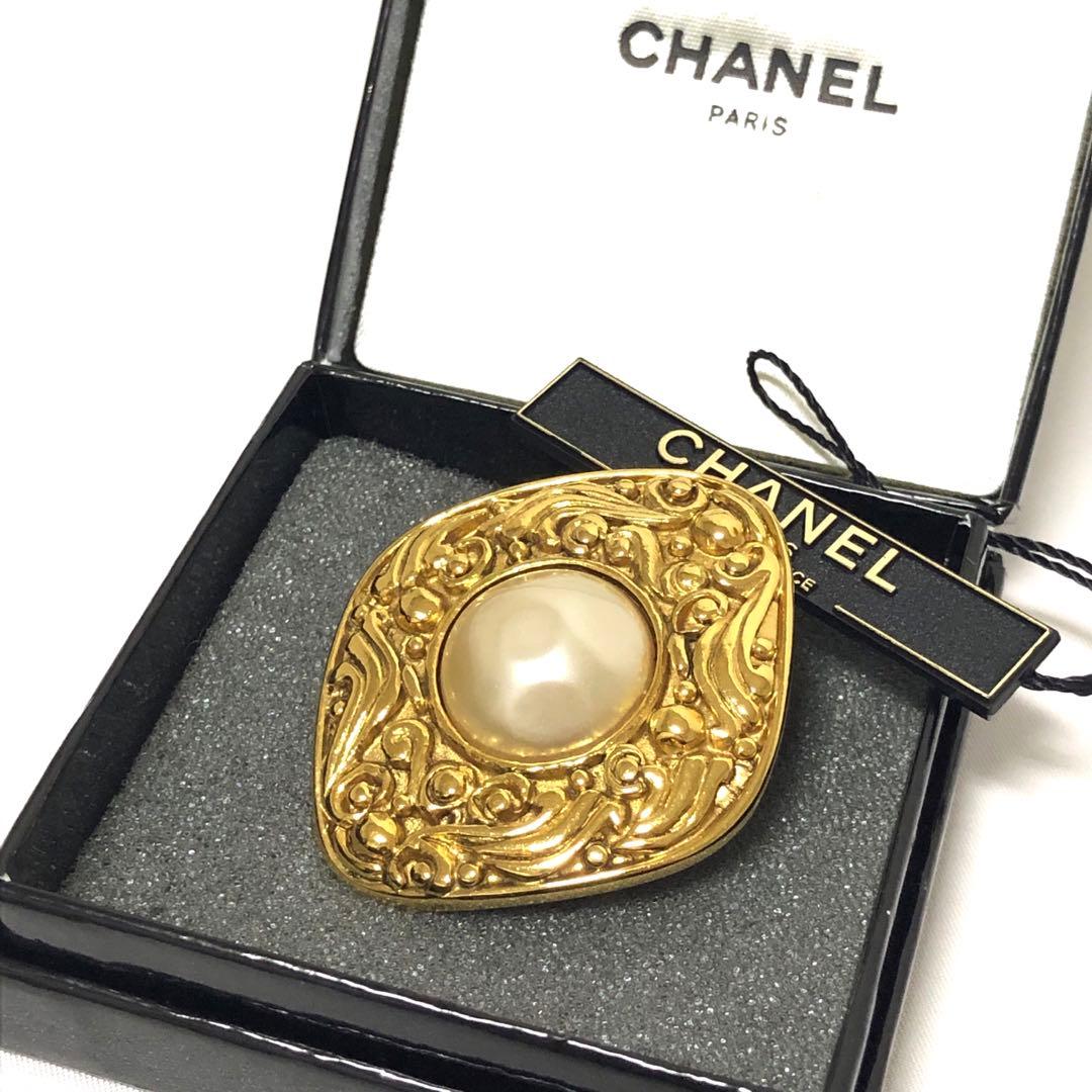 極美品　シャネル　ブローチ　イミテーションパール　カメリア　ゴールド　ビンテージ