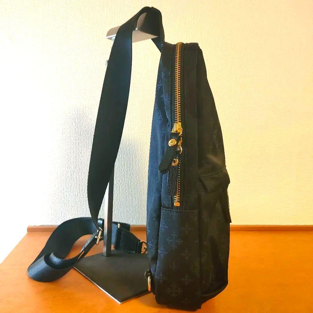 【春のお散歩に】ラシット　ボディバッグ　ラシット russet トラベルシリーズ