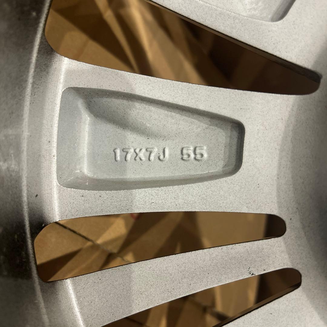 ホンダWRV 新車外し純正17インチアルミホイール４本セット