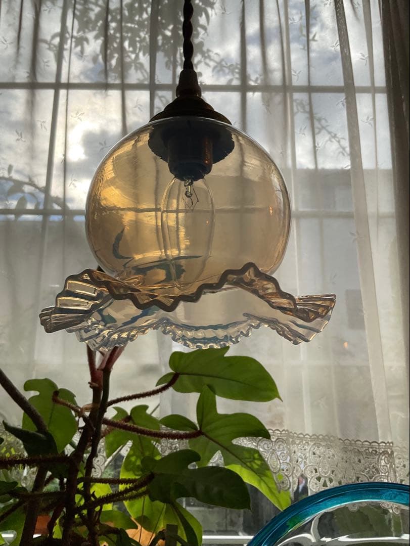 みーちゃん「美しいオパールセントガラスのランプシェード」シェードのみ