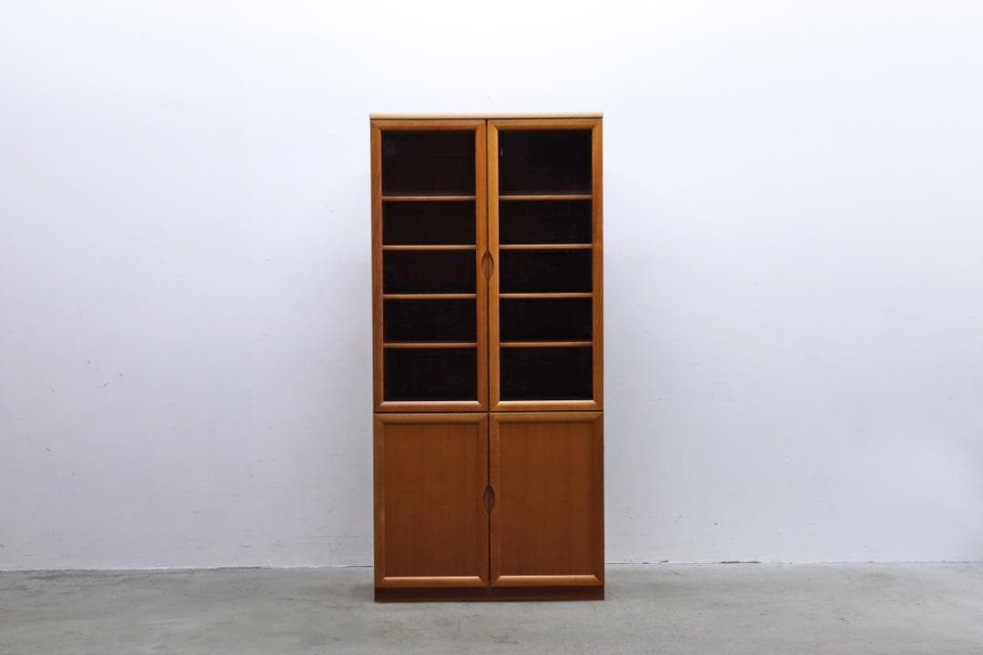 ヴィンテージ チーク材 キャビネット 食器棚 本棚 飾り棚 ラック 北欧デザイン