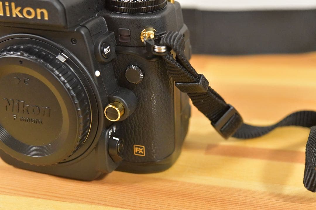 Nikon Df Gold Edition ニコン