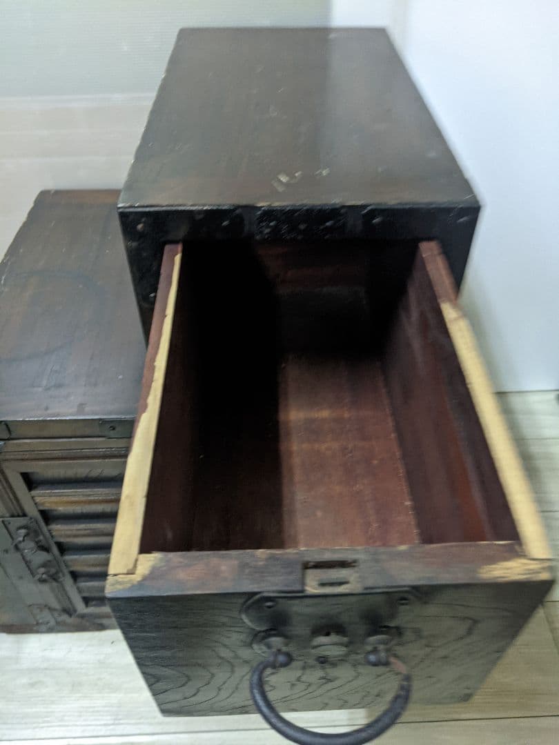 時代物　階段箪笥　和箪笥　両開き　　箪笥