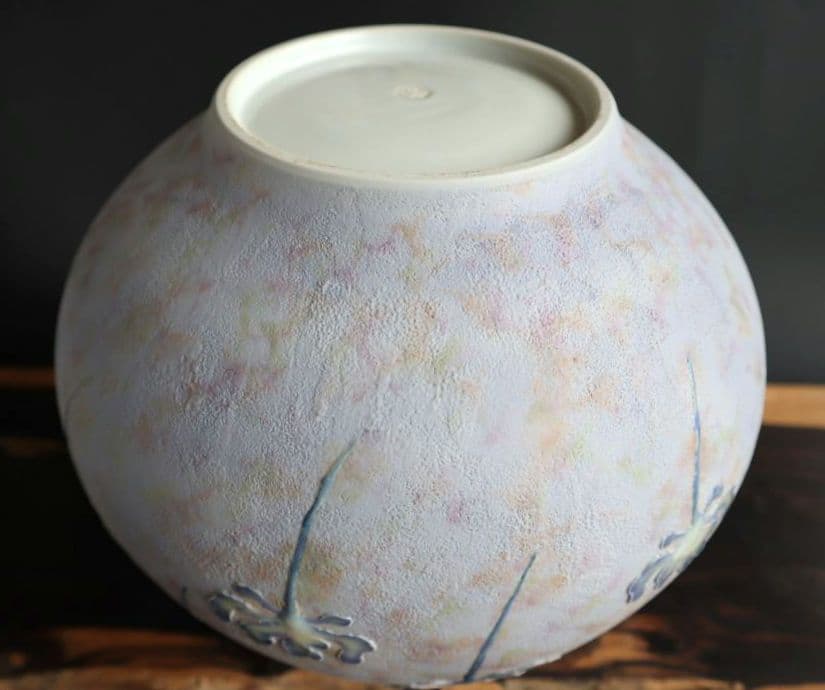 青・蓮華草文花器