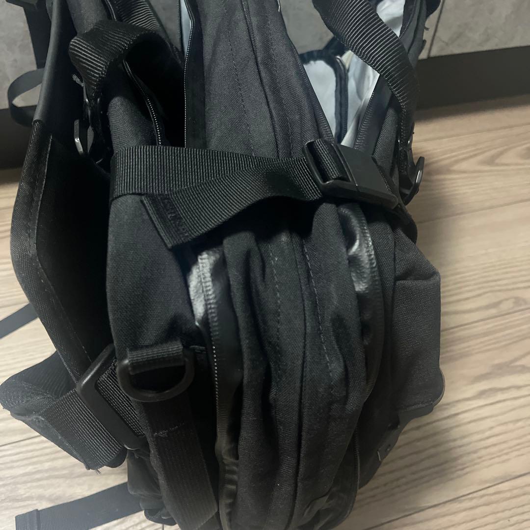 バッグ BLACK EMBER Forge20