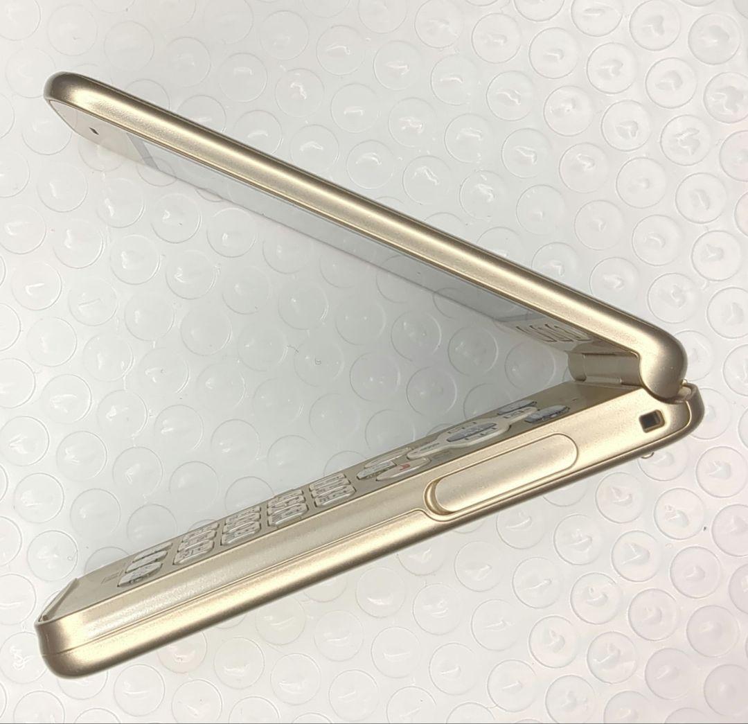 美品 docomo F-02J ゴールド らくらくフォン